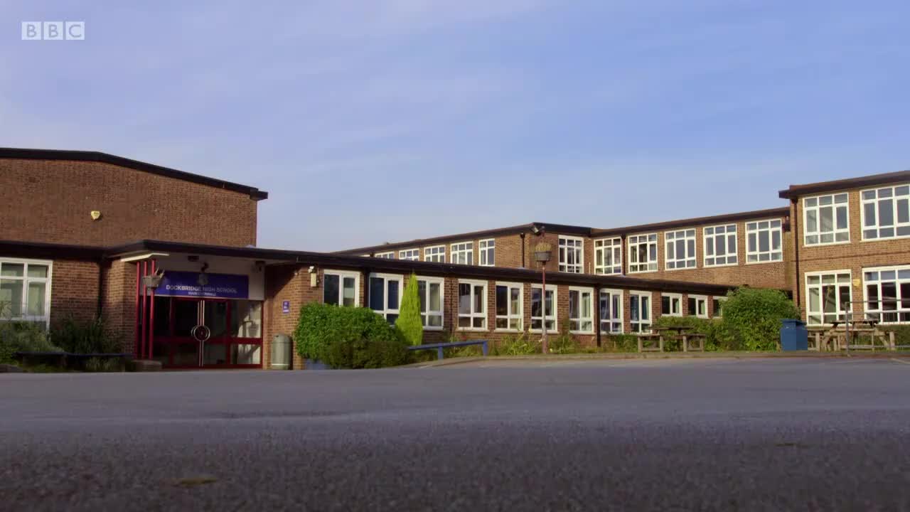 S02E05 Strictly Come Teaching