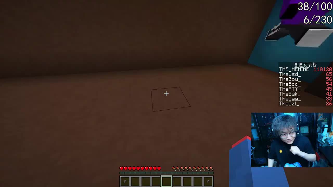 10月28日22点03分