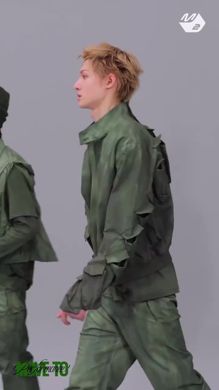 250910 FaSHioN l MOVE TO PERFORMANCE