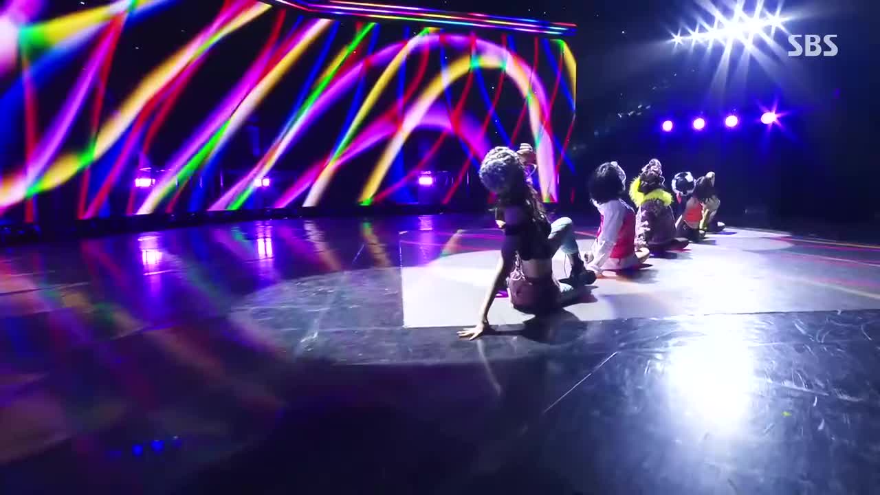 LE SSERAFIM - SPAGHETTI 打歌舞台