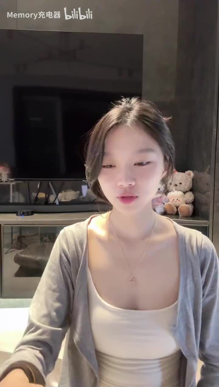 梅梅_2025-11-03_15-54-09_001