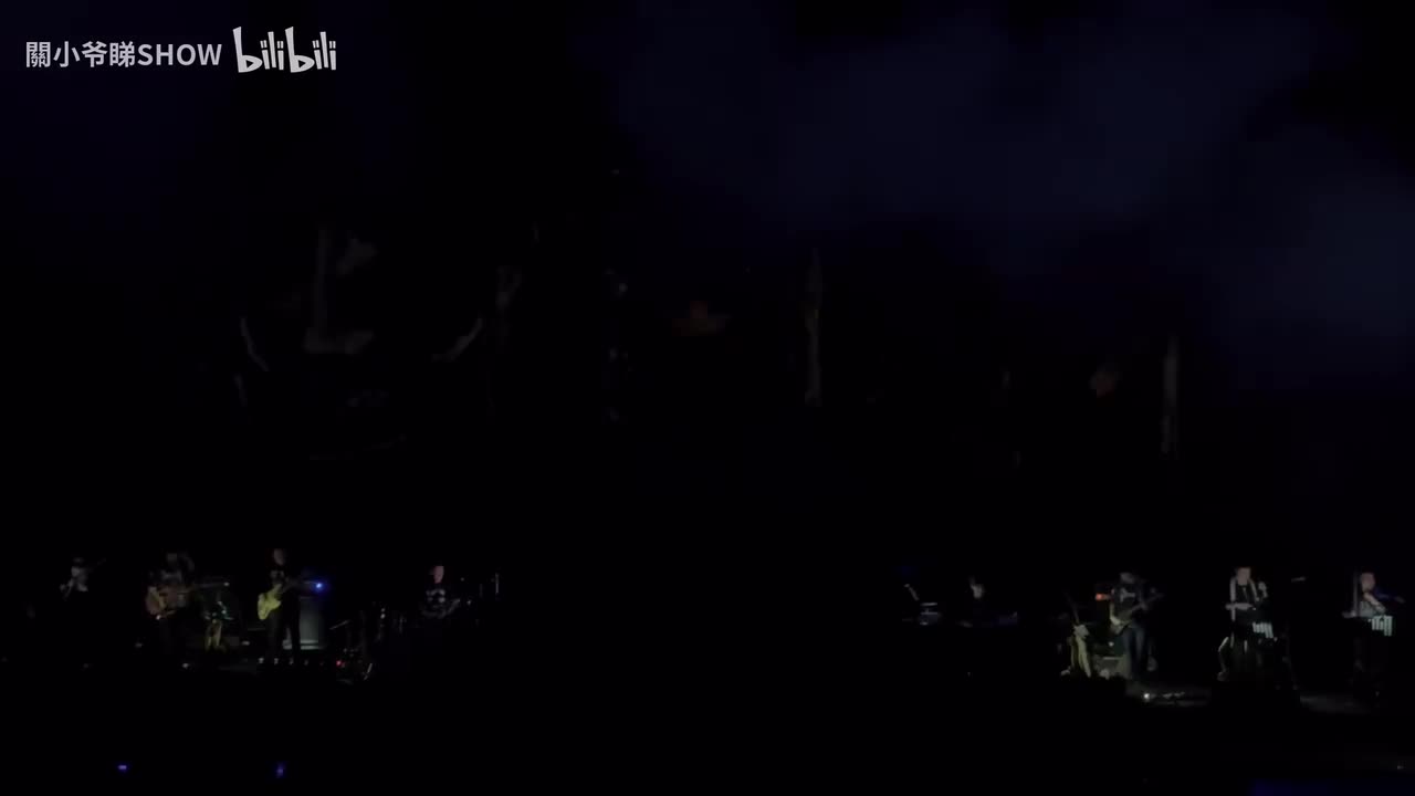 12.《沿途有你 & 若不是因为你》