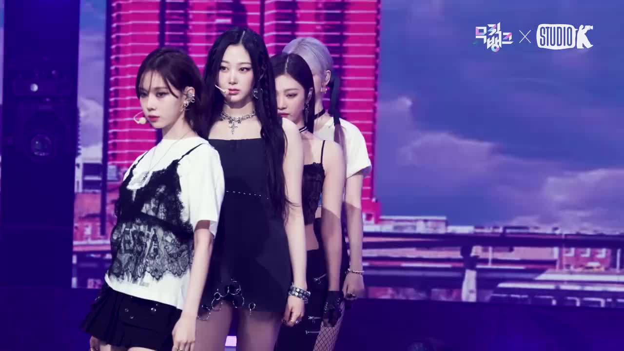 [얼빡직캠 4K] 에스파 카리나 'Spicy' (aespa KARINA Facecam) @뮤직뱅크(Music Bank) 230519