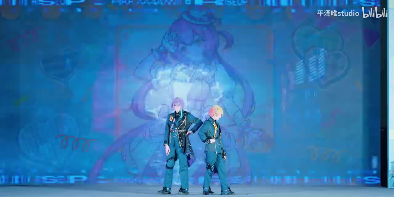 当心眼睛！-放个闪光弹！！