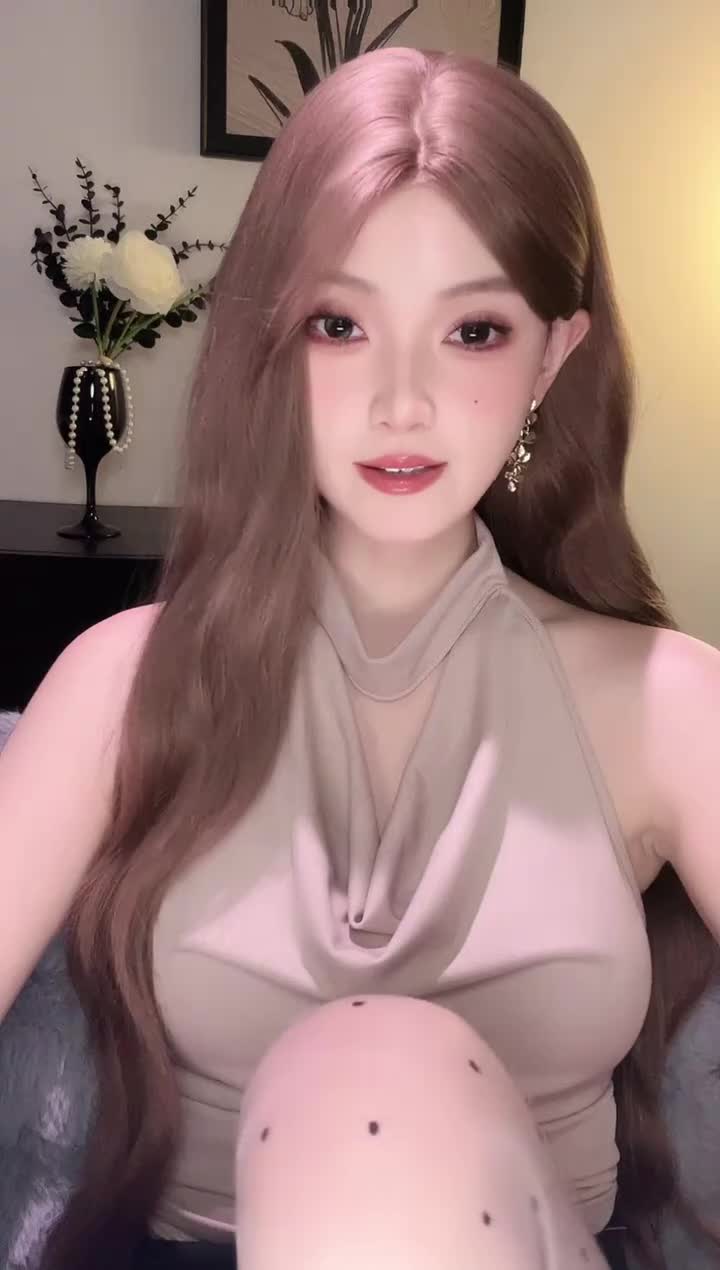 前妻_小心心看W_2025-10-15_22-22-36_000