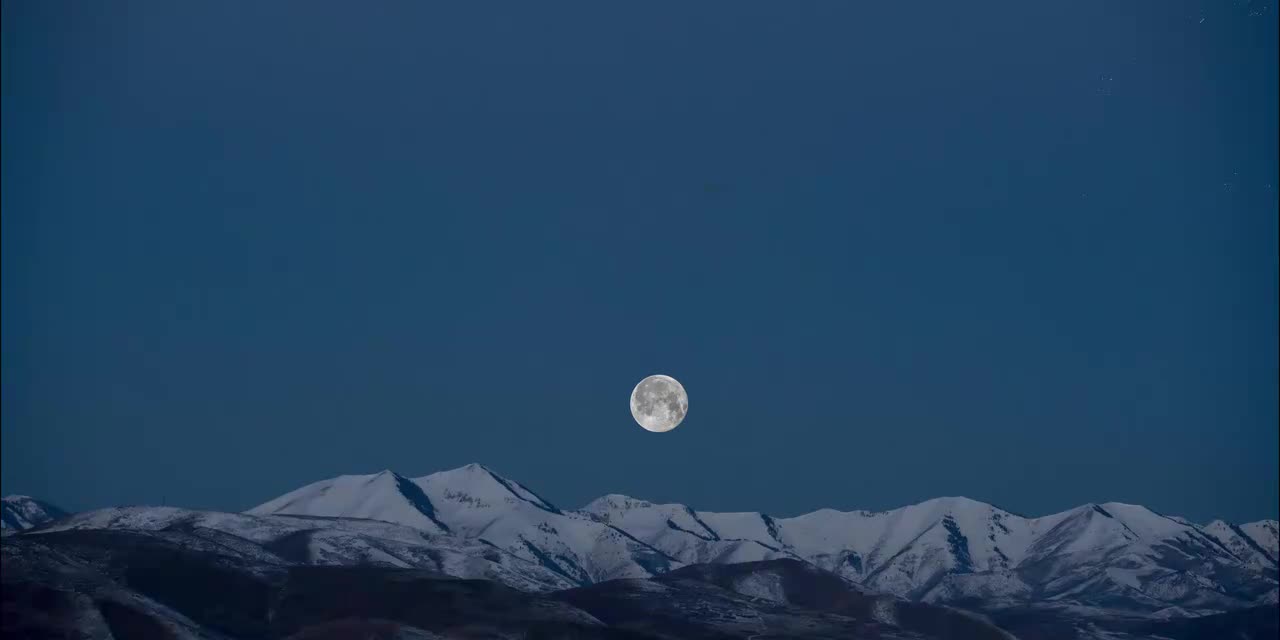 33.33.2017年6月四级真题（第一套）_英文 Av114926832063540 P33