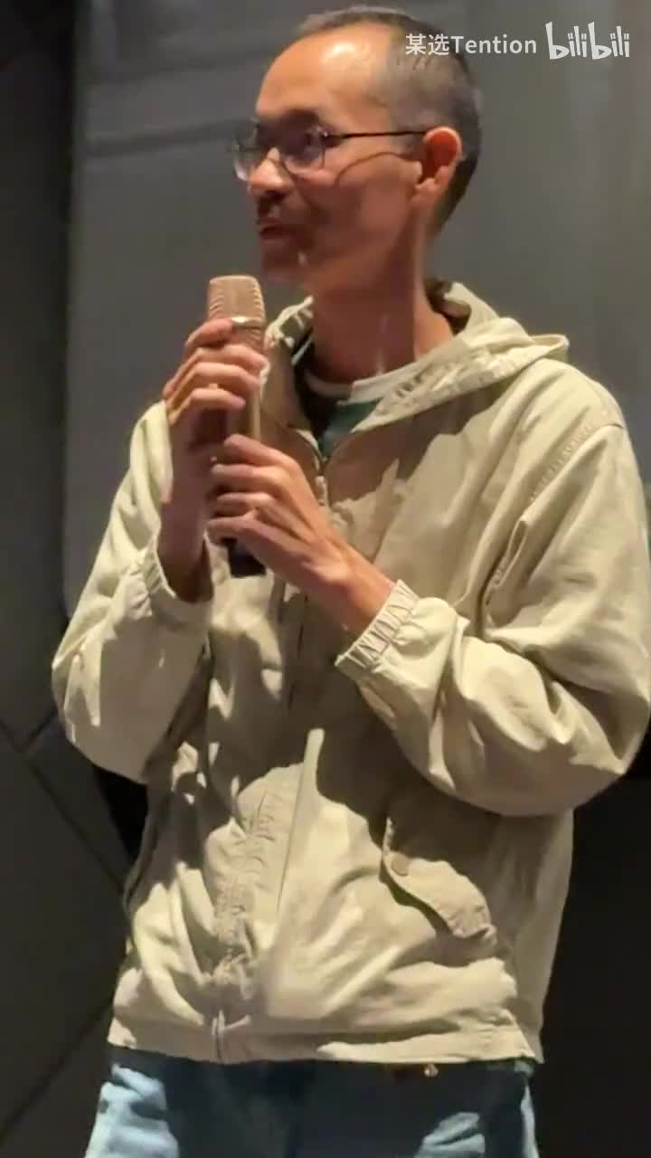 导演 母亲节快乐