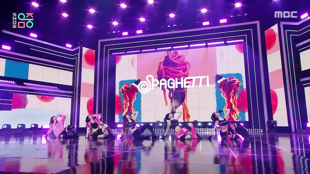 LE SSERAFIM - SPAGHETTI 打歌舞台