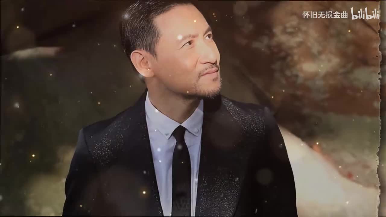 《等你等到我心痛》《怪你过分美丽》《好心分手》《任何天气》《最爱》