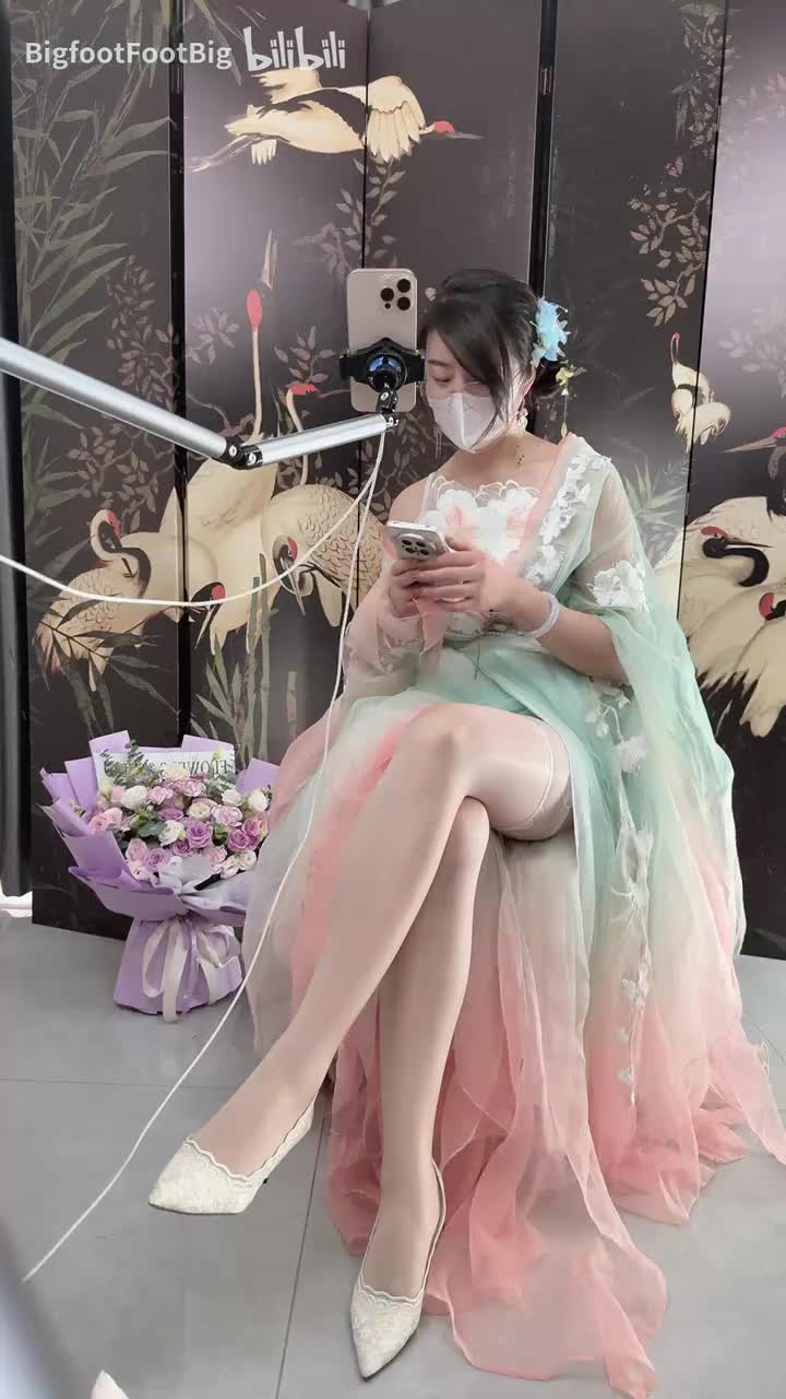 【油亮丝袜】晚风 拿下你是迟早的事 2025-09-21 08_46