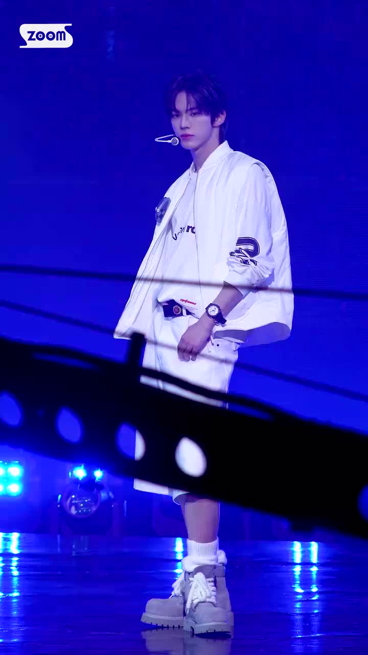 251102 人歌竖版 末放'OVERDRIVE'