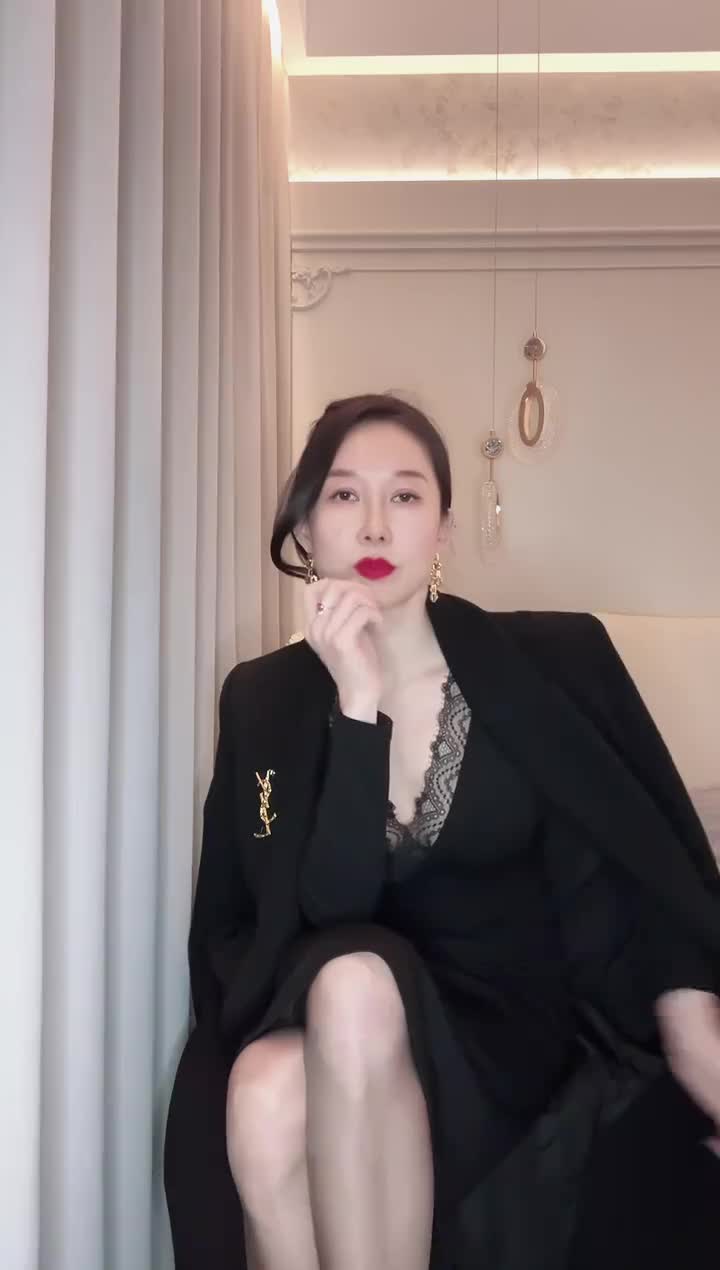 唐唐_1_2025_12_06T00_06_35