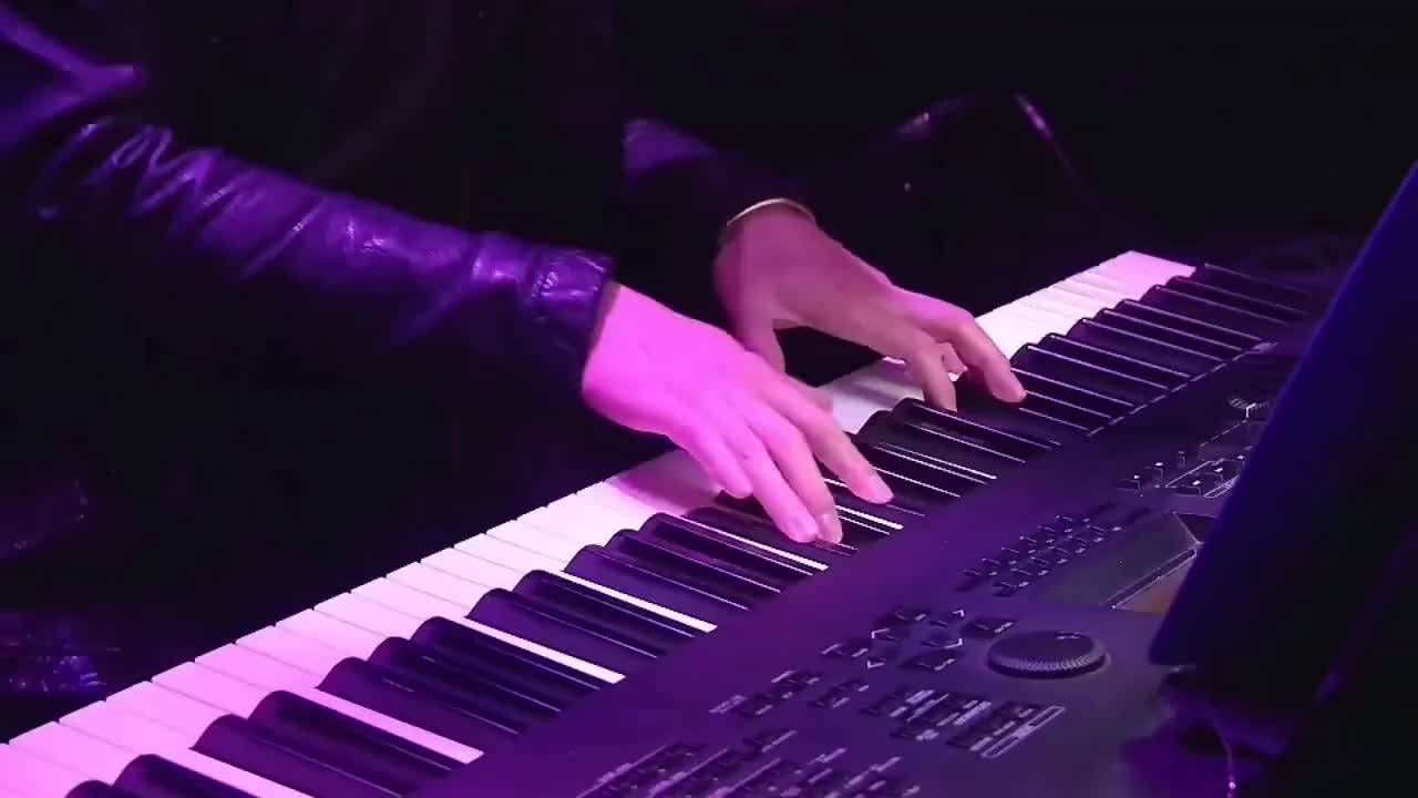 李克勤 谭晶 张学友 张靓颖