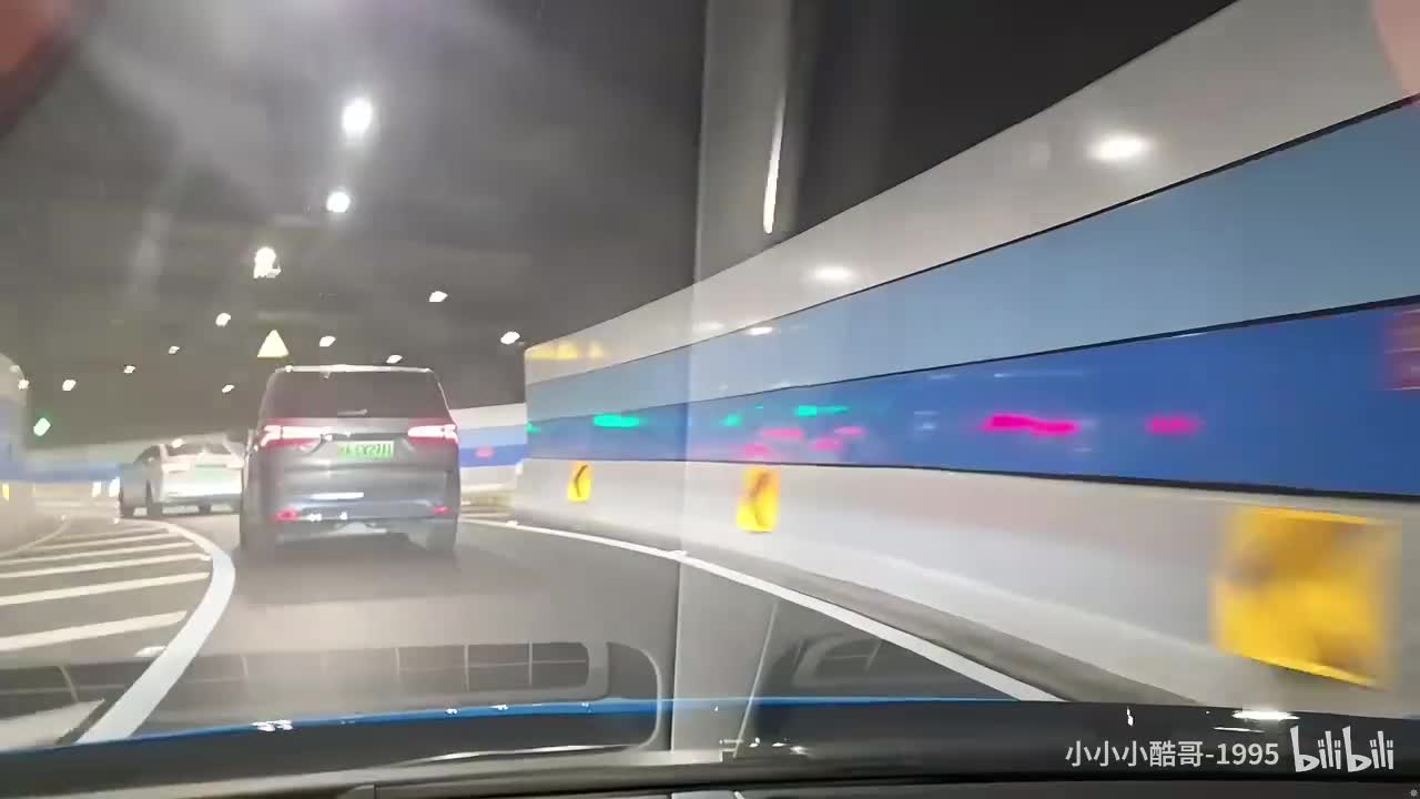 [2025-11-30 00-17-25][小小小酷哥-组织][上海，1元超粉]