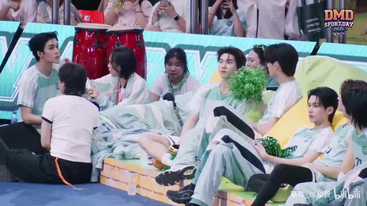 超搞笑 中场休息 （镜头耍帅）