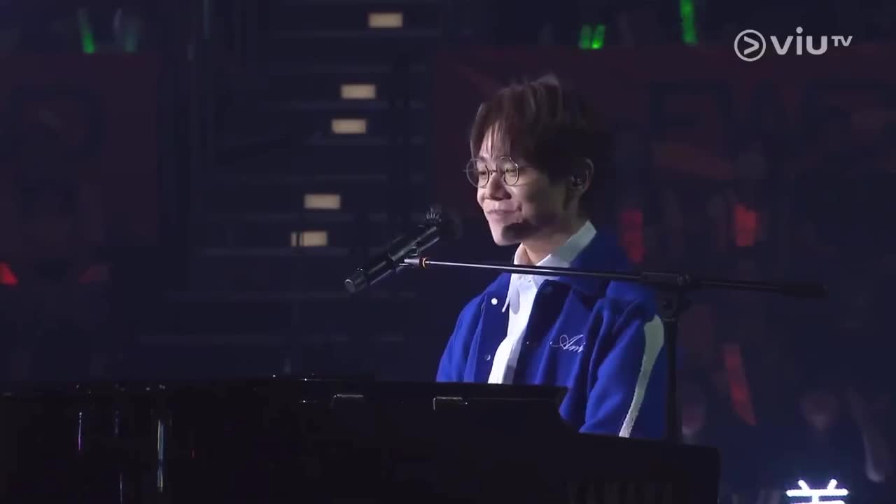 《Just carry on》live - Chill Club A New Stage