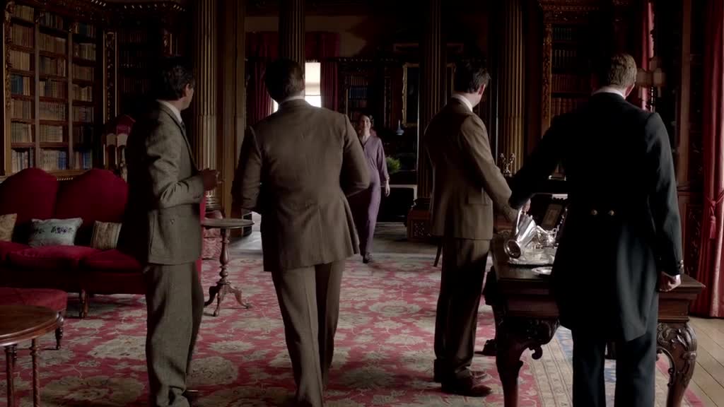 “这下情敌又多了”