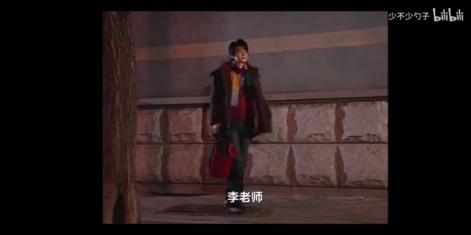 73.民勇出差回来发现女朋友身上有烂桶瓢的味道