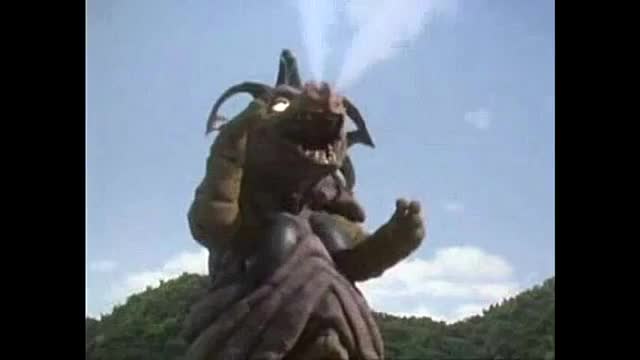 Bao On Bellowing and Pouncing - YouTube