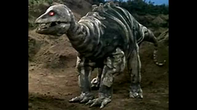 Stegon Roar - YouTube