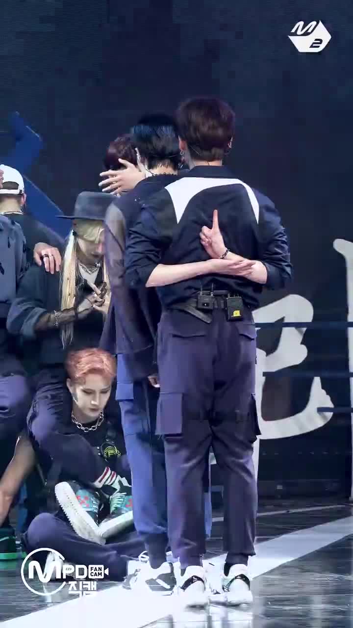 梁精寅 Thunderous