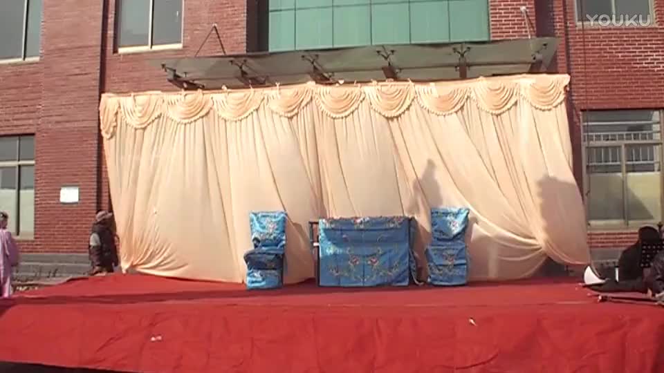 雨露饰演李氏女