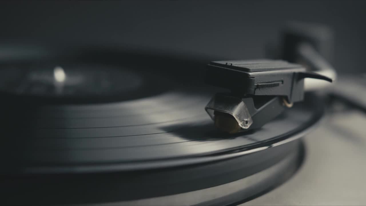 かかってこい!!