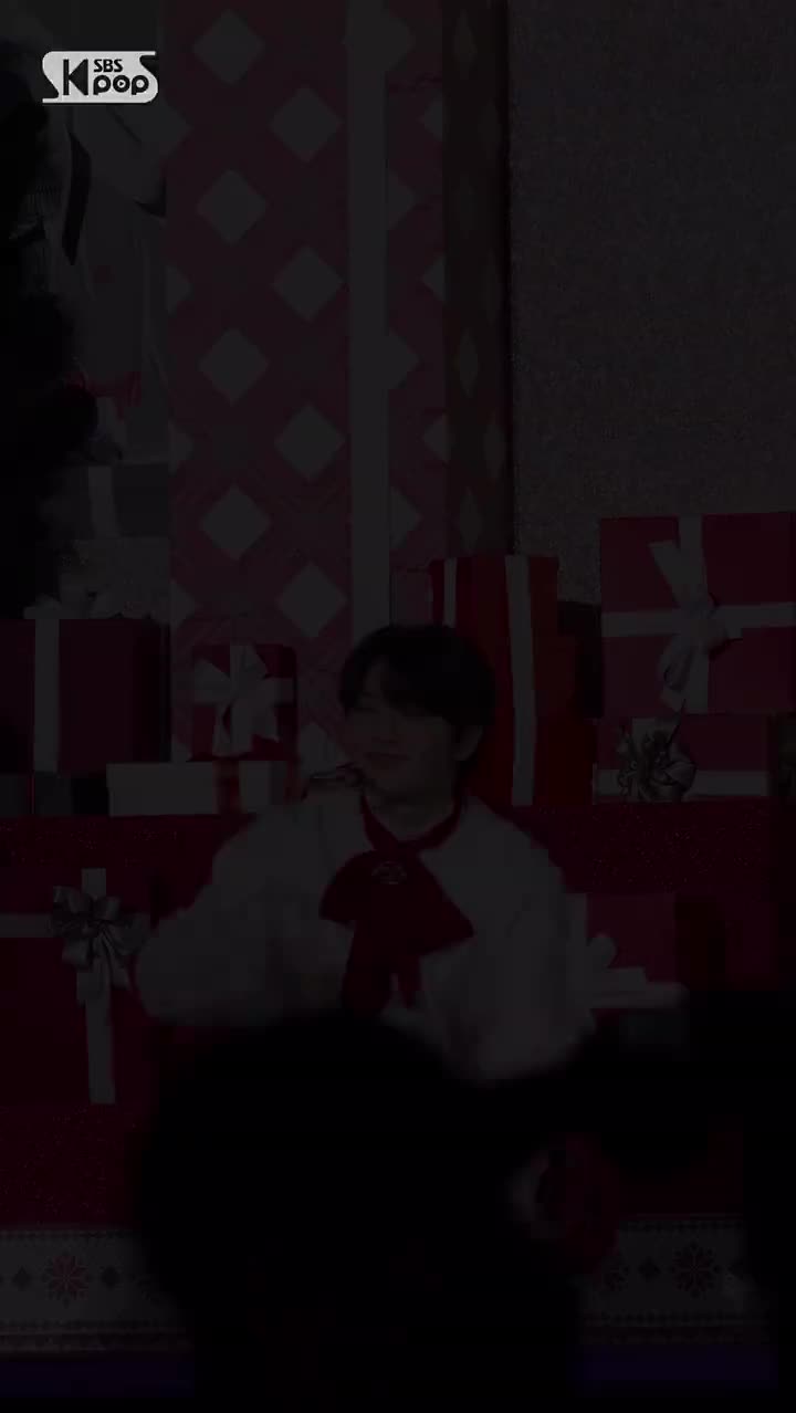 梁精寅 Merry Christmas in Advan