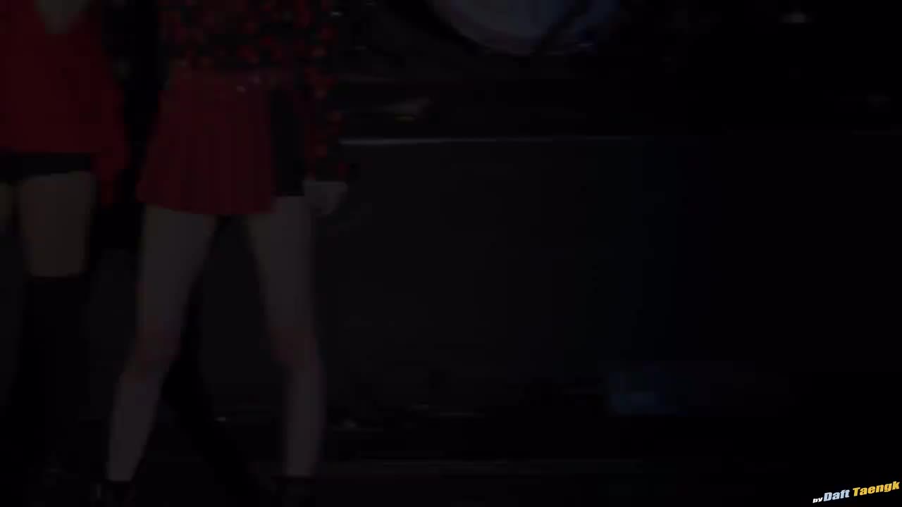 180525 BOOMBAYAH [227w] 高丽大学校庆