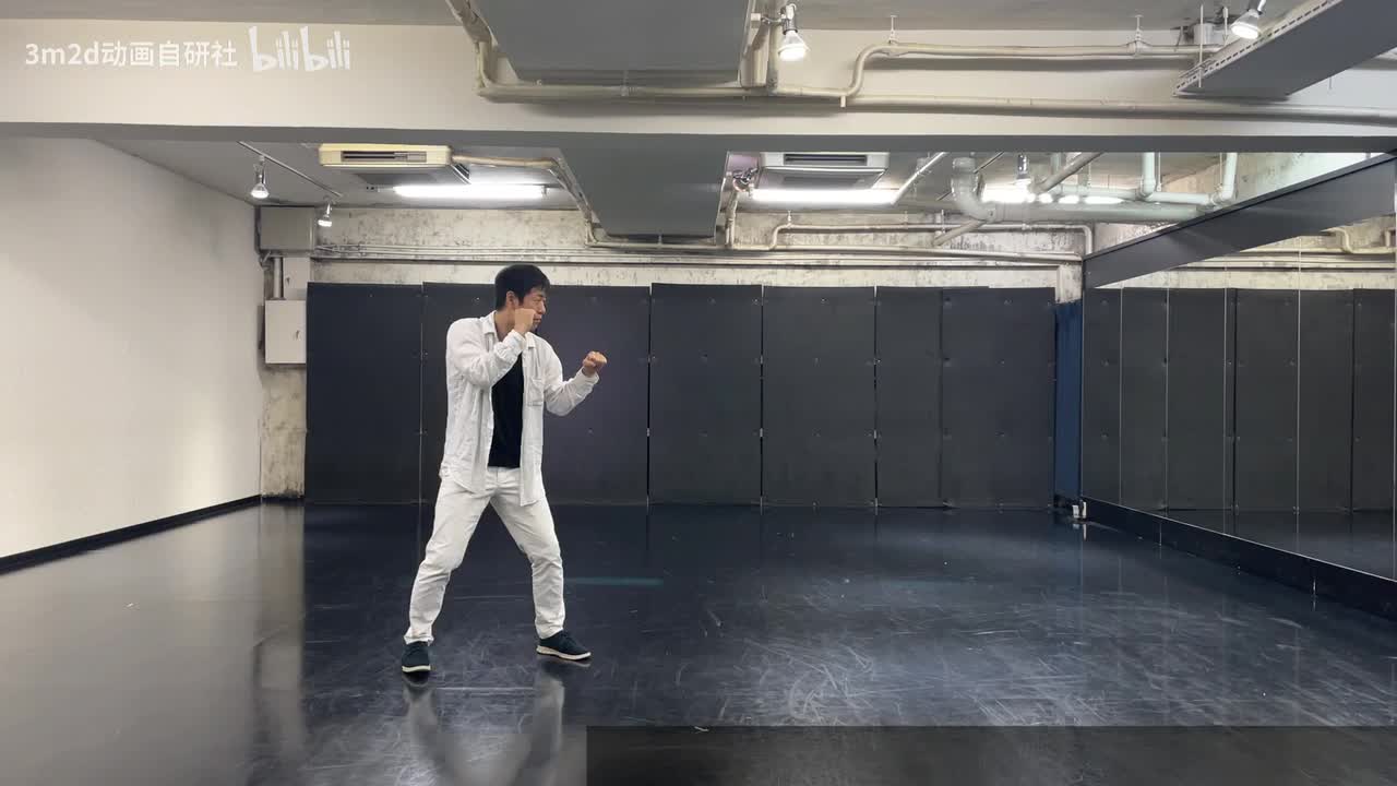 【格斗术】扫斧