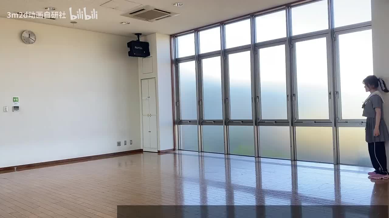 【被攻击】奔跑中被击中摔倒