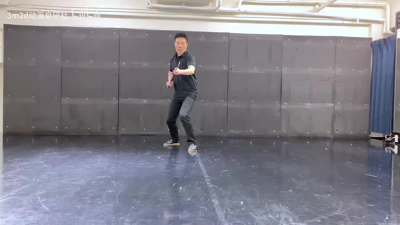 【剑】剑柄攻击（破防）→横扫x3→直刺