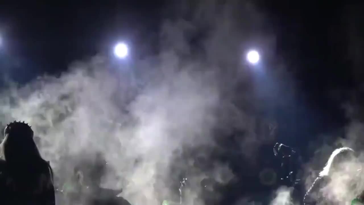 05.Haus of Holbein- party