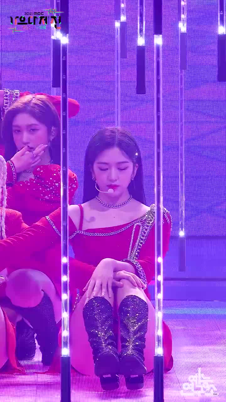 红色套裙MBCMusicFestival_211231