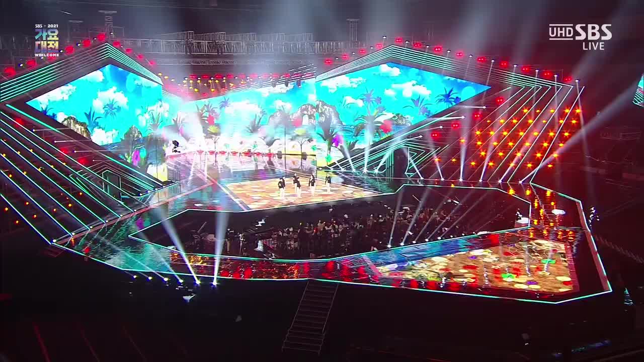 211225 SBS UHD 歌谣大战 aespa - Next Level+Savage