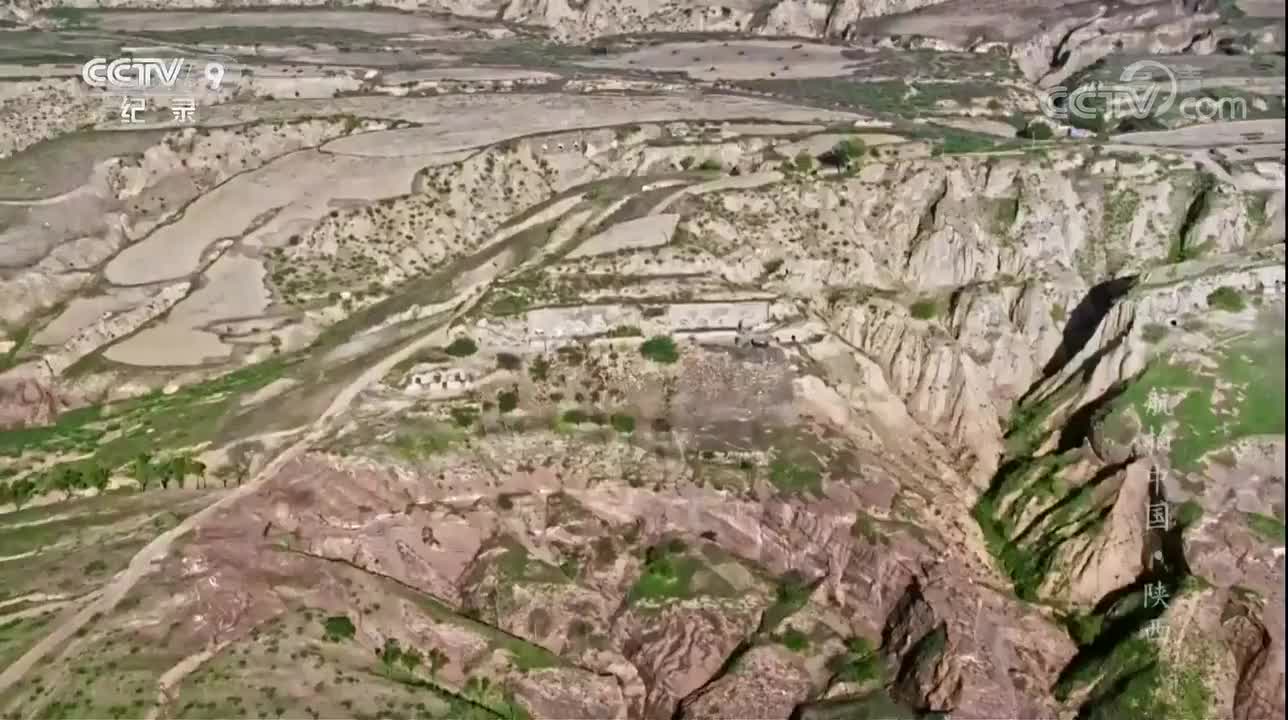 《窑洞》by【航拍中国·陕西】