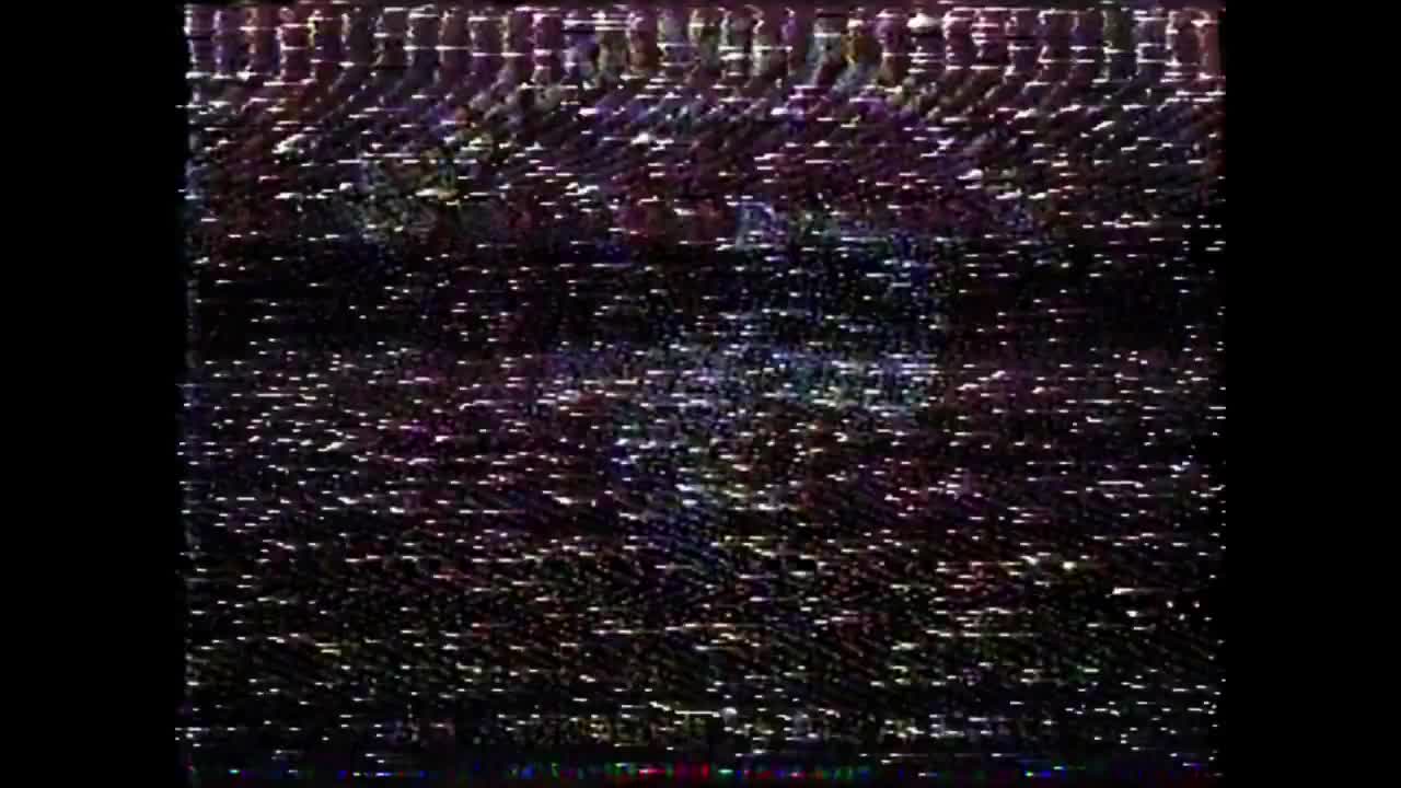 把现实撕碎给你看_In This Cold Place