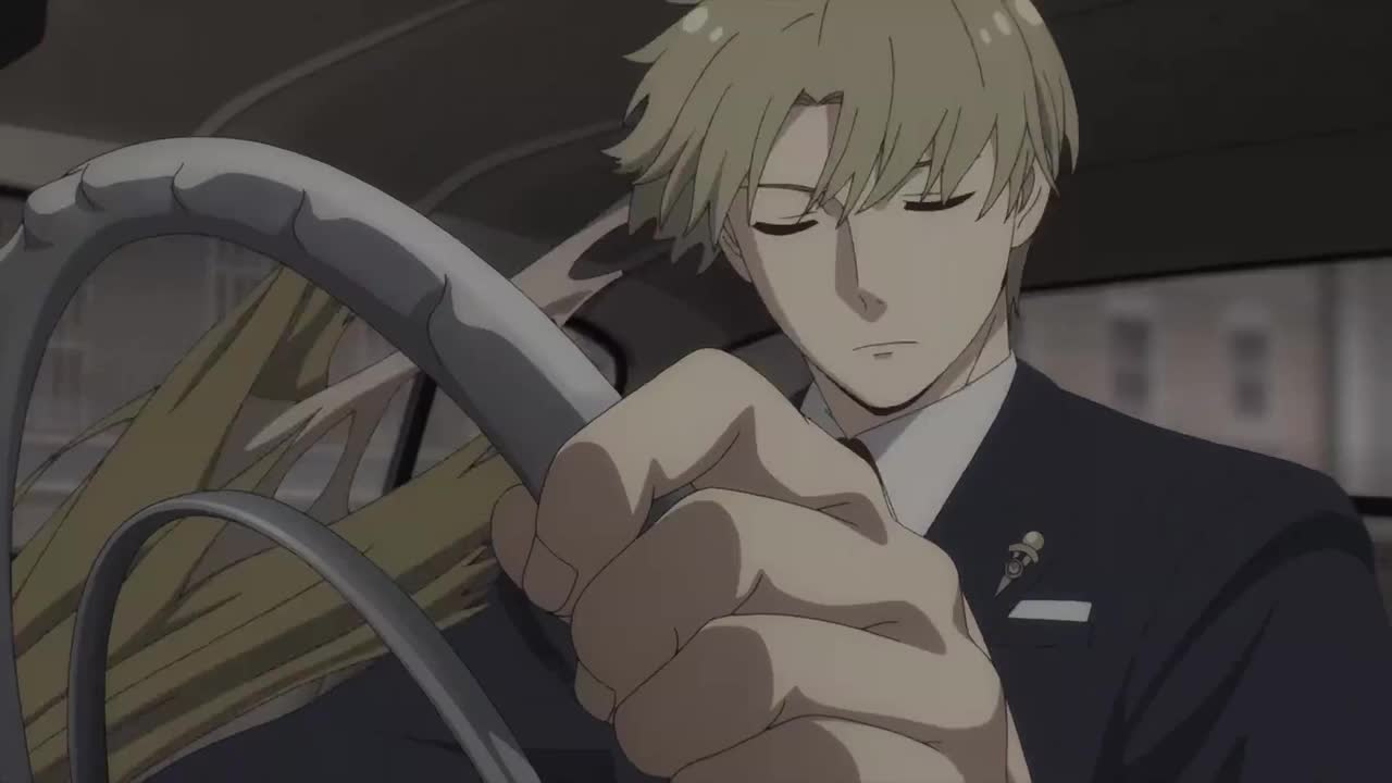 福杰 开车 戴眼镜