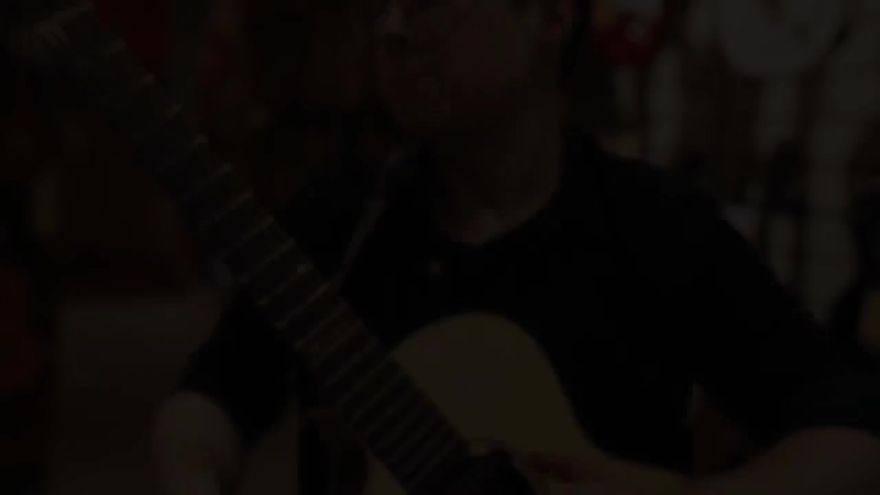 Alexandr Misko－We Will Rock You