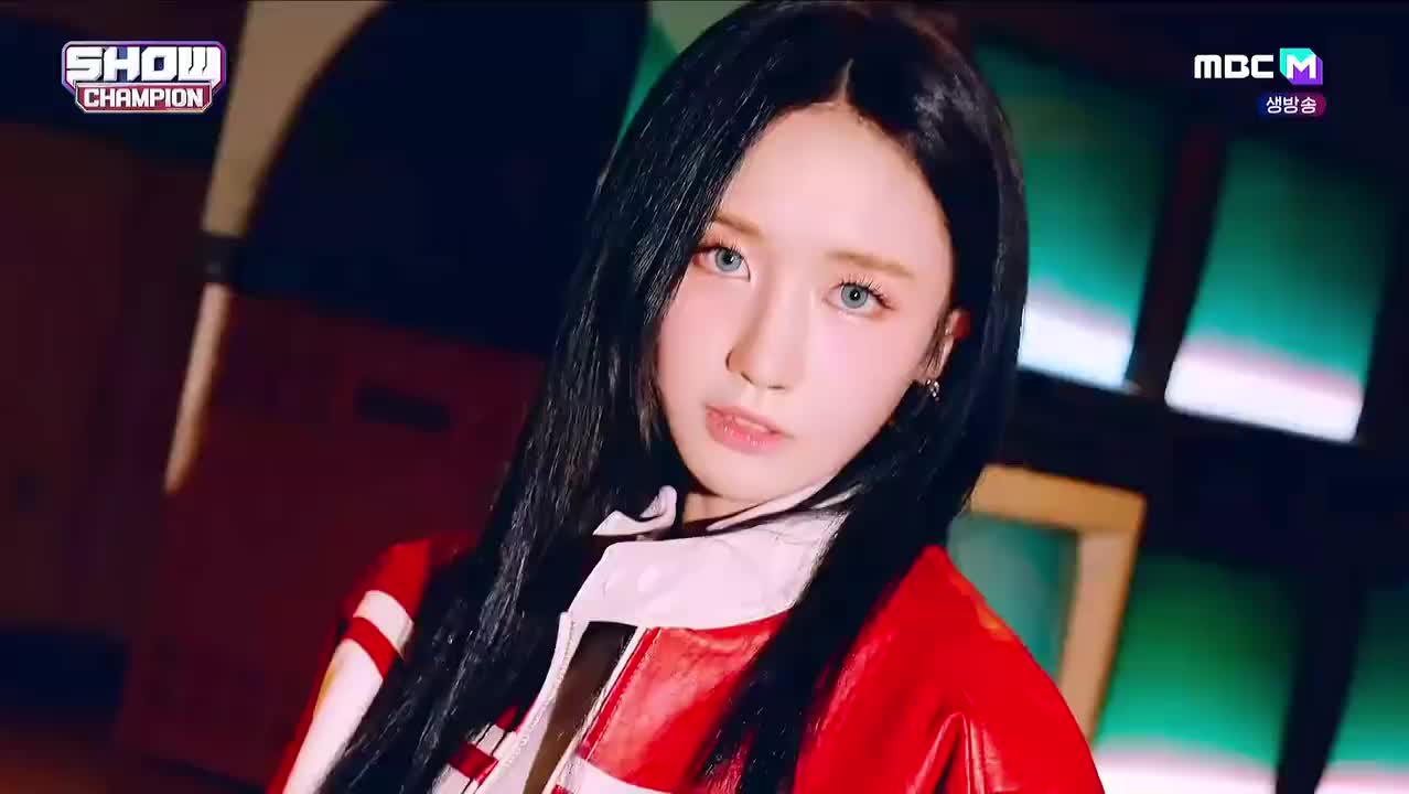 220803 MBC Show Champion PURPLE KISS - Nerdy