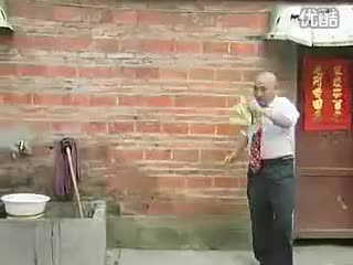 《秃子骗个小媳妇》