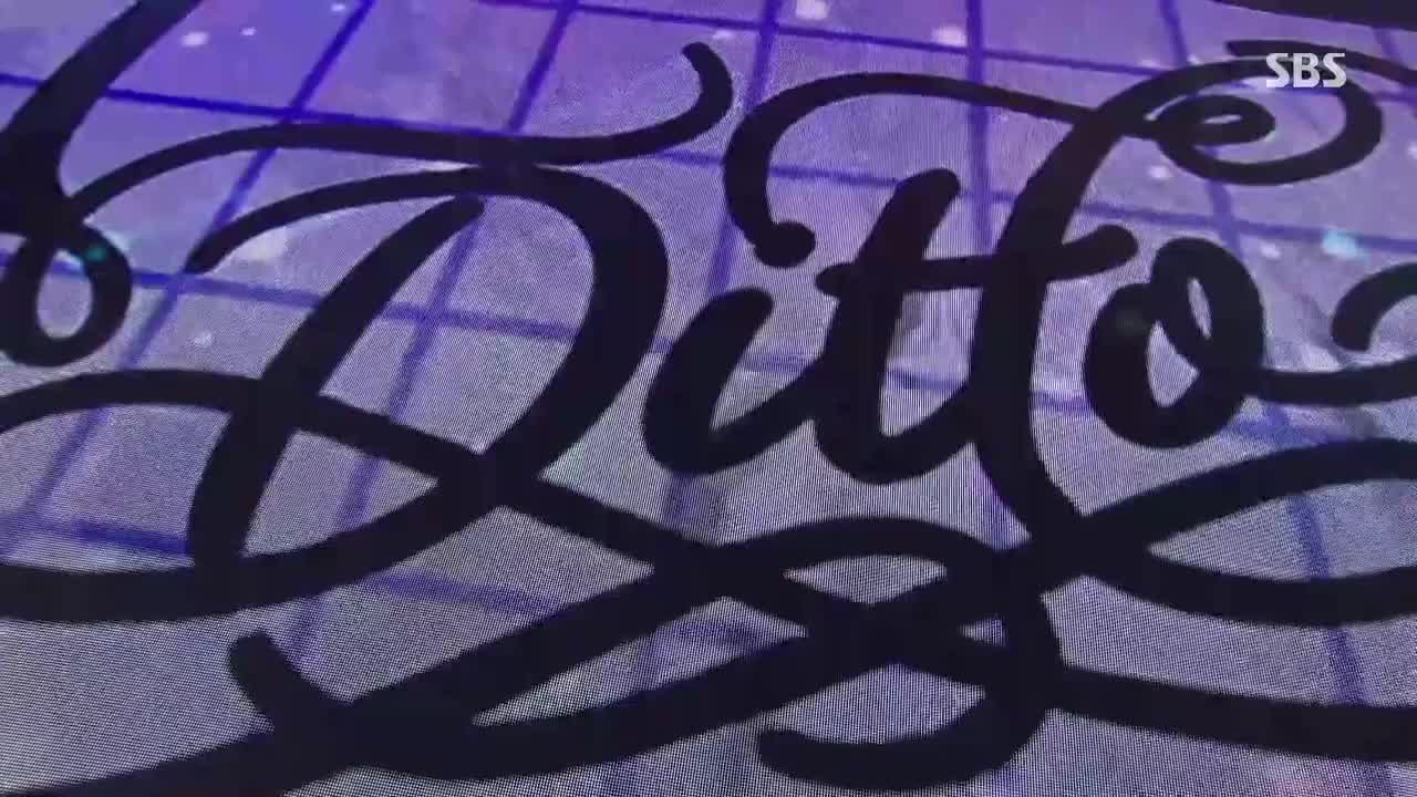 《Ditto》舞台
