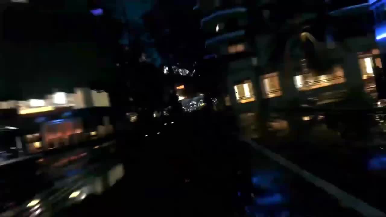 38号。 Logic - Mama Show Love