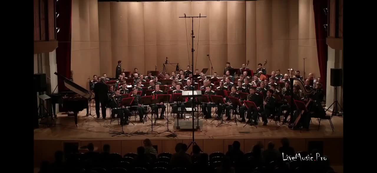 131-格什温 一个美国人在巴黎