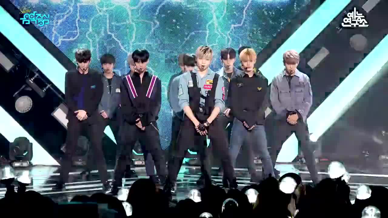 2018 Show Music core(fancam 180407)