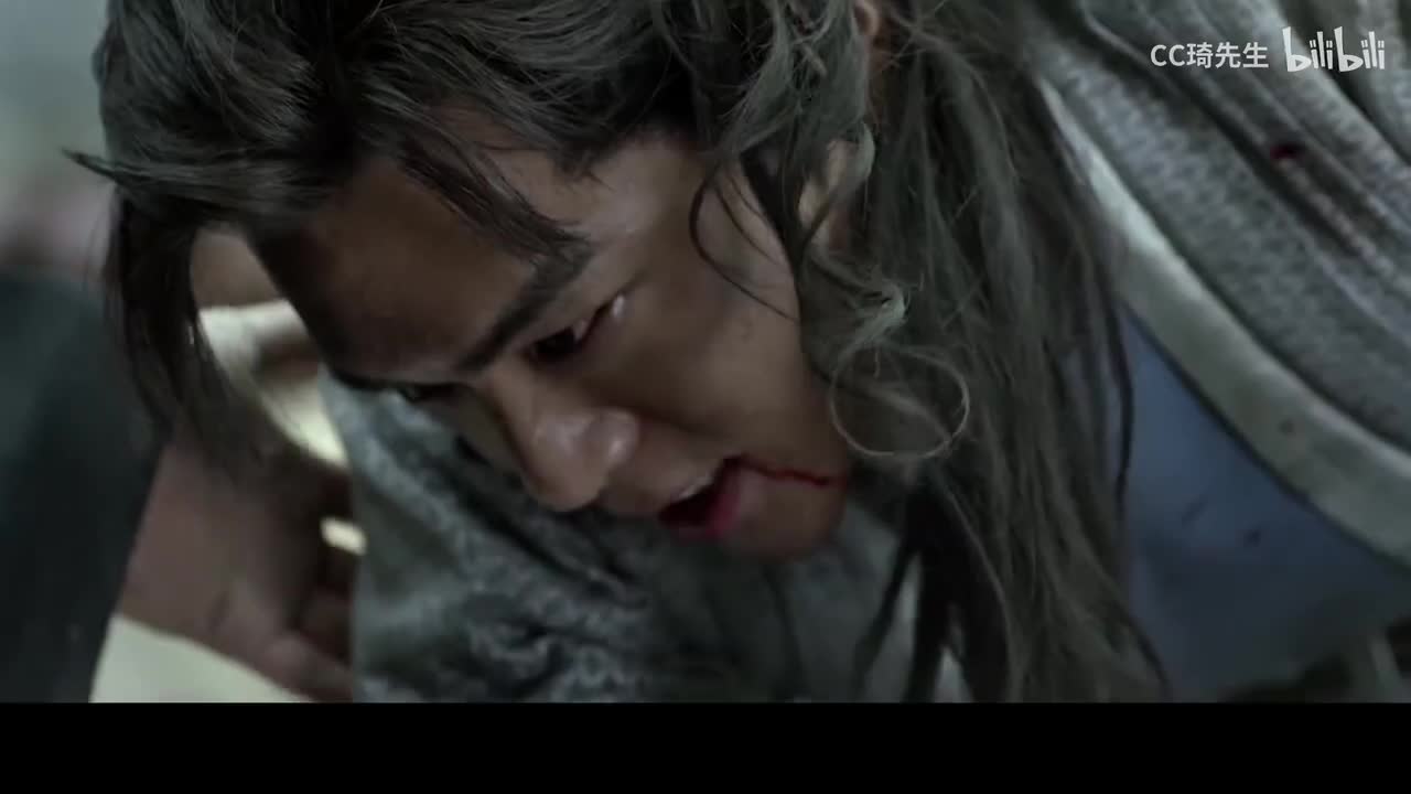 牛栏街刺杀滕梓荆惨死，为友报仇当众斩杀程巨树