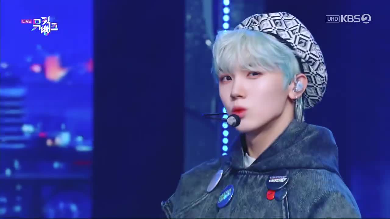 230324 KBS UHD Music Bank CRAVITY - Groovy