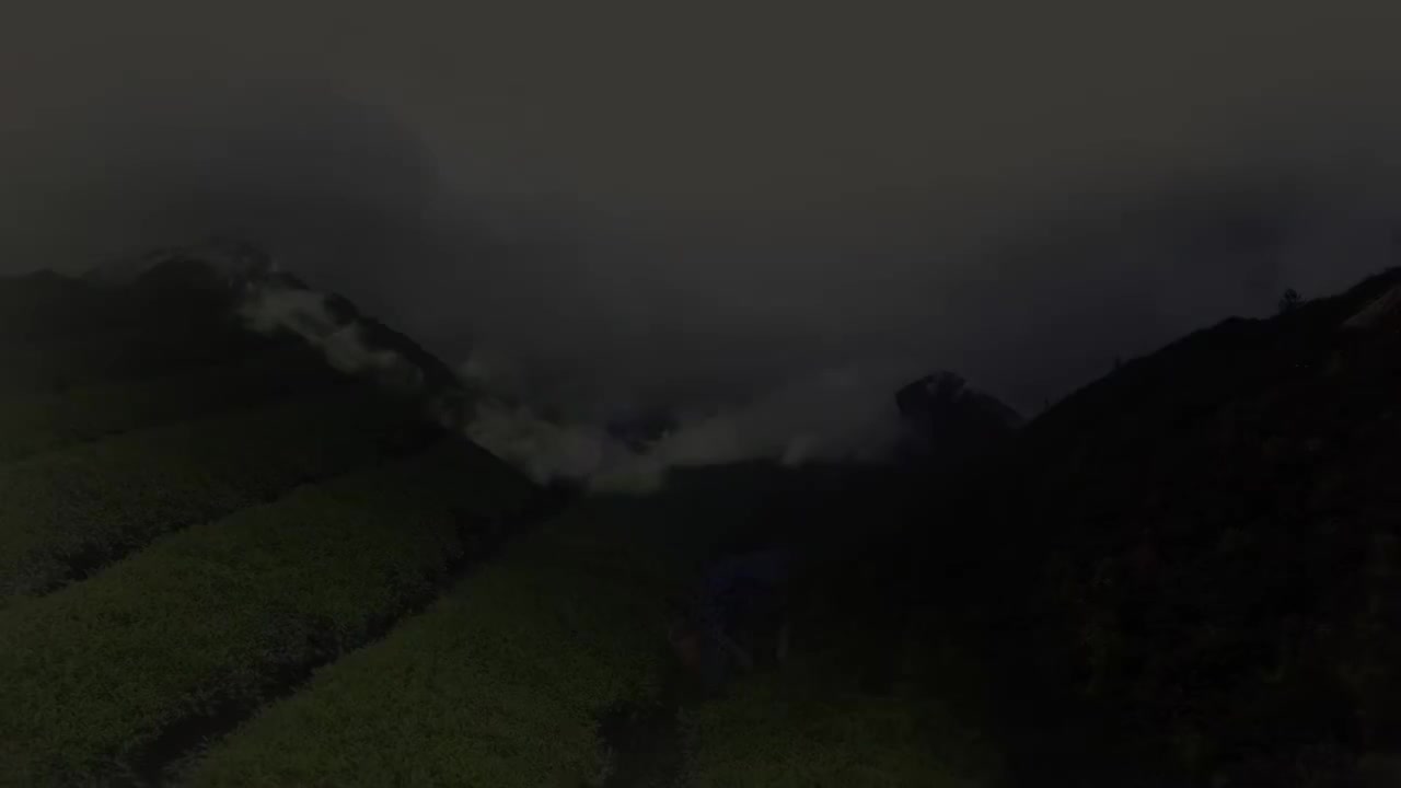 万象中国——超越万象，探寻中国 第14集：一抹丝绸——自古象征着珍贵与柔美的丝绸，为何如此得到女性的青睐？ 1080P(高清SDR)(9213523)