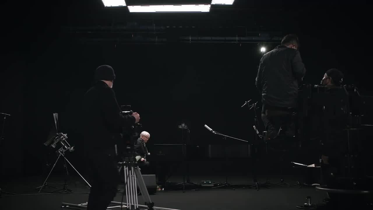 2020, Playing the Piano for the Isolated