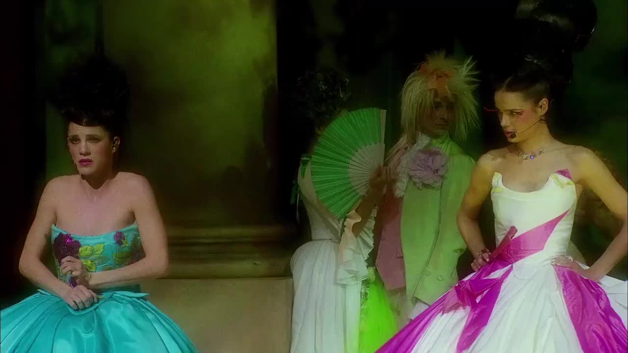 摇滚莫扎特《Six pieds sous terre》